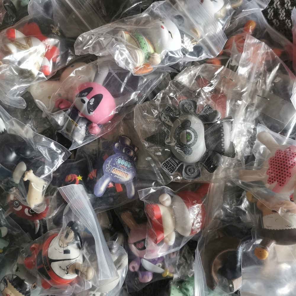 Kidrobot Munnys